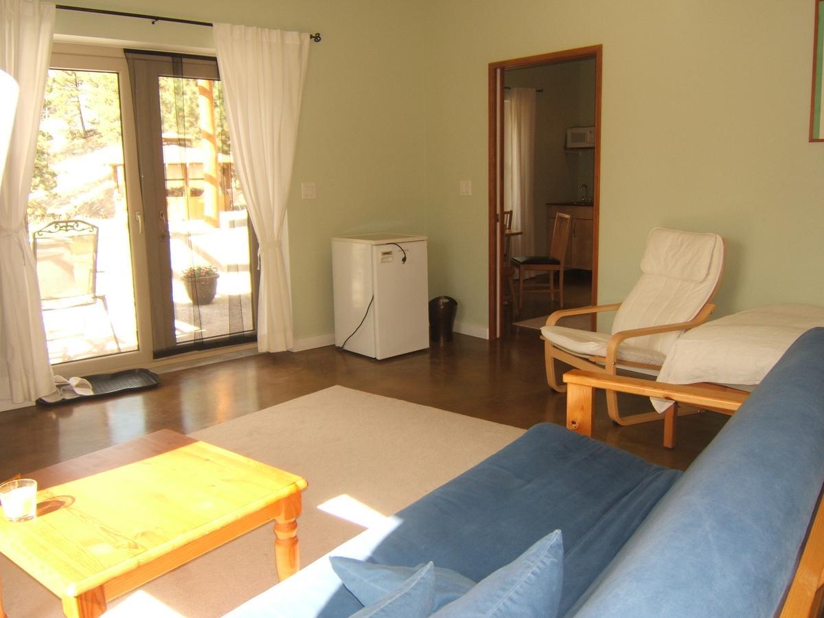 Baergnaescht B&B Osoyoos Exteriör bild